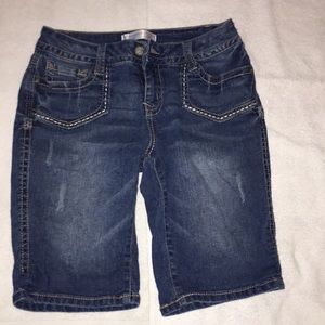 No Boundaries blue Jean Bermuda shorts